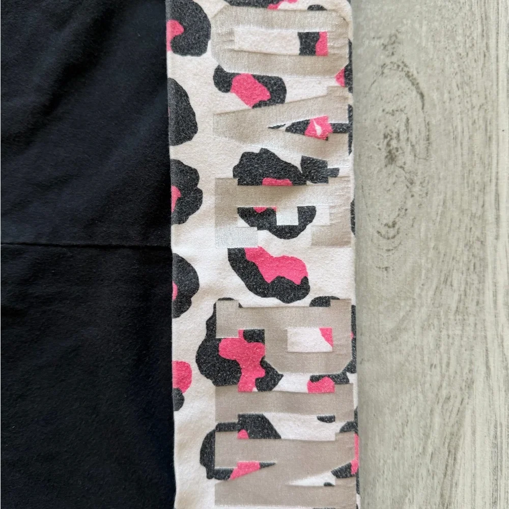 PINK Victoria's Secret White Leggings with Pink & Black Leopard Print - Picture 4 of 5